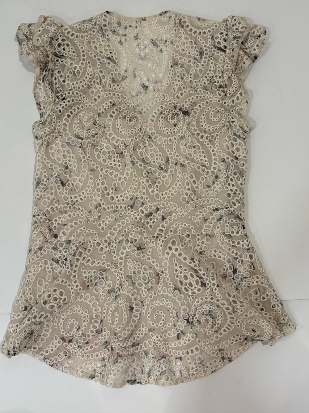 Veronica Beard Mayam Eyelet Ruffle Sleeve V-Neck Top - Cream - 4 - Picture 13 of 14